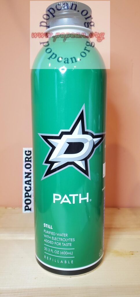 Green side = Dallas Stars NHL logo / Blue side = Dallas Mavericks NBA logo. Metal cap.